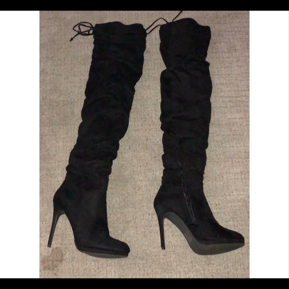 ☠️KNEE HIGH SUADE HEEL BOOTS☠️